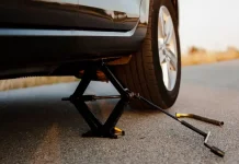 Dongkrak, Peralatan Mobil Sederhana yang Punya Manfaat Luar Biasa