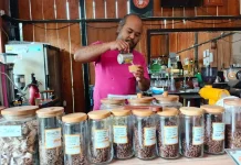 Kopi Hitam Waroeng Bako, dari Impian Jadi Legenda