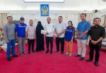 Gubernur Sulsel Serahkan Bantuan kepada Keluarga Korban Kapal Tenggelam di Pangkep