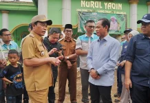 Menteri Lingkungan Hidup Tinjau Lokasi Pascabanjir Desa Sungsum