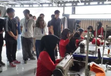 Tuntaskan Masalah Sosial, Petra dan SUTD Saling Berkolaborasi 