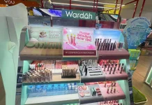 Tips Memilih Warna Lipstik Tampak Lebih Muda