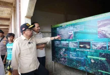 KSP: Ponpes Darul Mukhlisin Aceh Bebas Tumpukan Kayu 