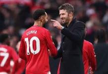 Bungkam City, Awal Sempurna Carrick Bersama MU