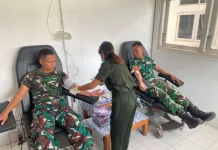 Satgas Yonarmed 12 Kostrad Selamatkan Warga Lewat Donor