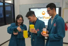 Mahasiswa Ubaya Ciptakan Perangkat Uji Kemurnian BBM Terintegrasi