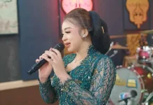 Lirik Lagu "Asmara Kerinduan - Niken Salindry"